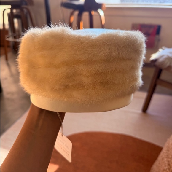 Stuart Original Accessories - Vintage Mink Fur Pill Hat